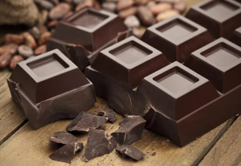 Le chocolat noir fait-il maigrir ou fait-il grossir?